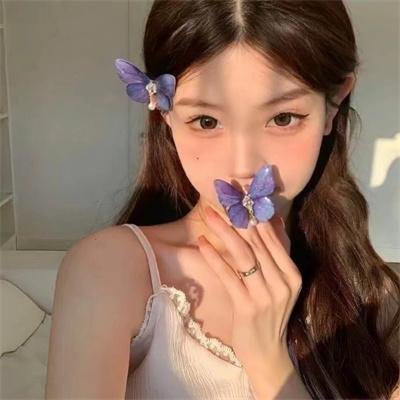 春墙欲晚海报